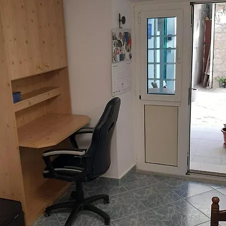 Apartment Prime Location - Center 1bdr *