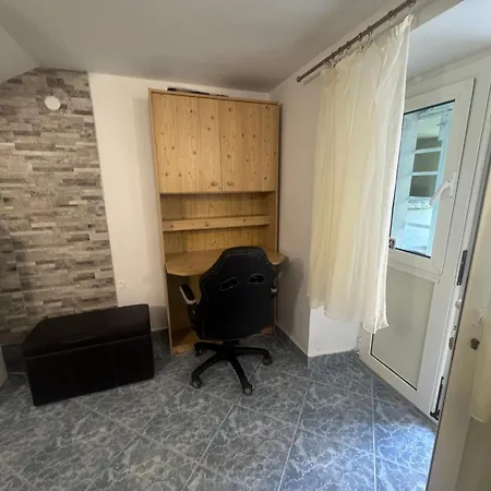 Apartment Prime Location - Center 1bdr *